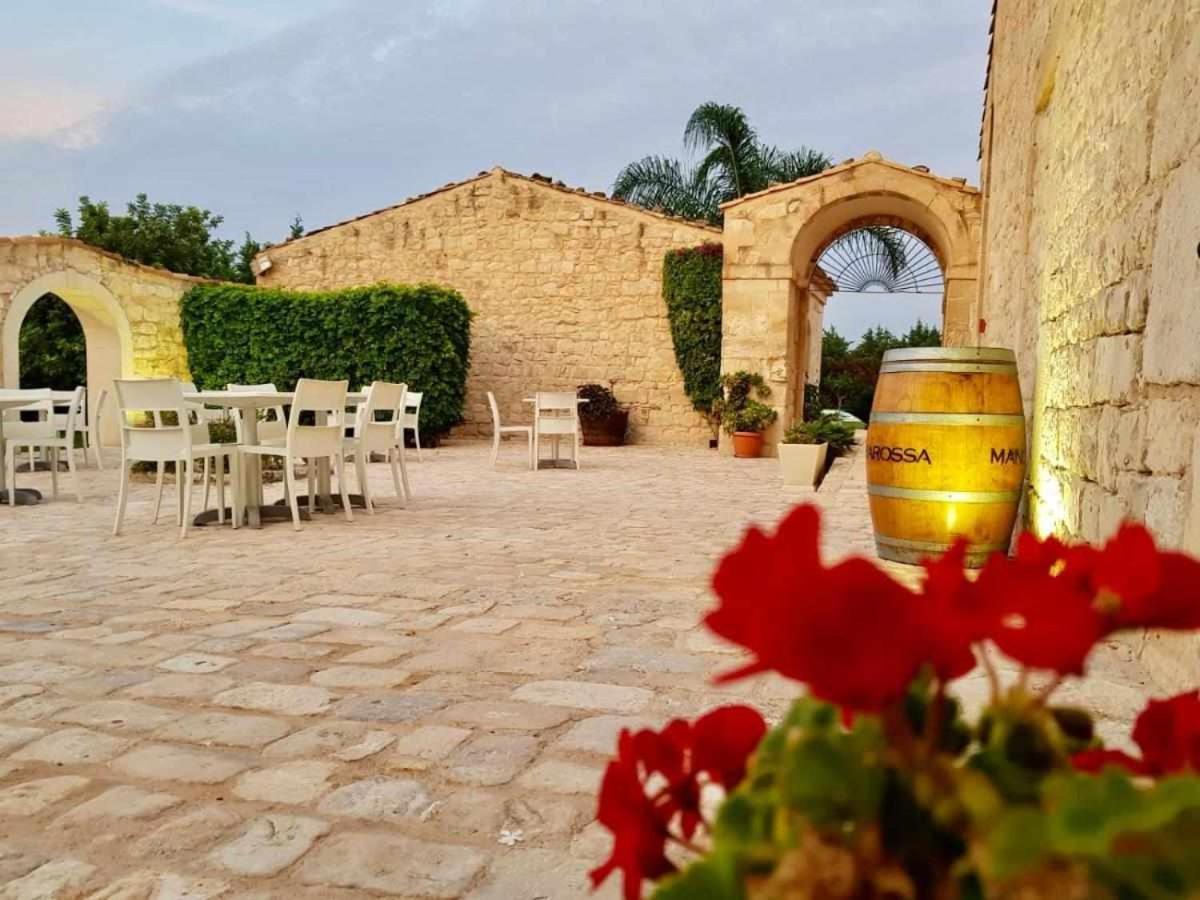 Torre Dantona Country Suites Pozzallo Dış mekan fotoğraf
